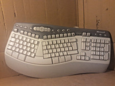 MICROSOFT NATURAL MULTIMEDIA WIRED KEYBOARD 1.0A PS2 ERGONOMISCH RT9470