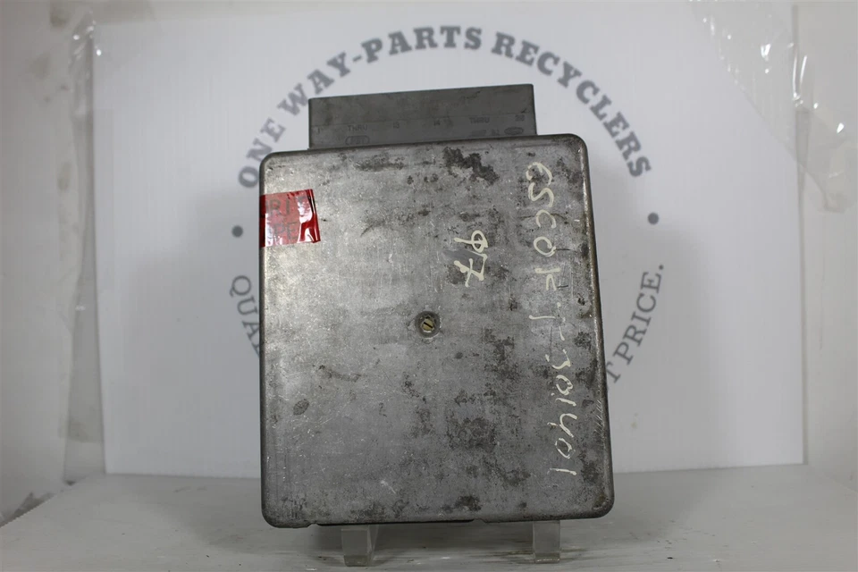 Computadora de motor Mercury Tracer 1997 módulo F7CF12A650CF 822 9K2 B4 Foto 2 de 4