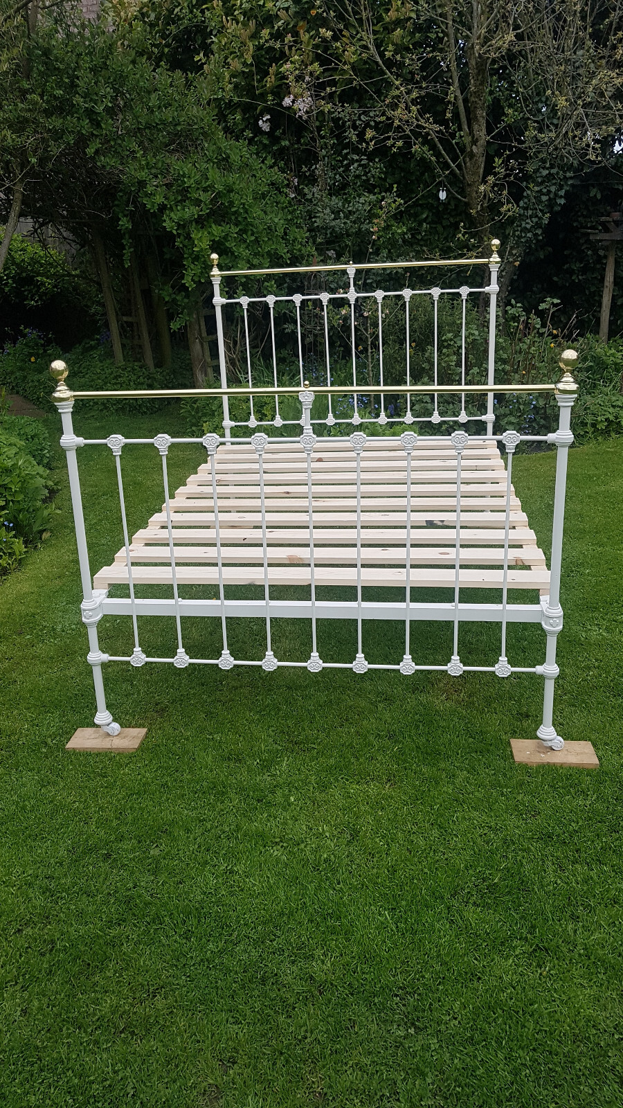 Beautiful Victorian Cast Iron + Brass 4.6Ft Bed Restored Original