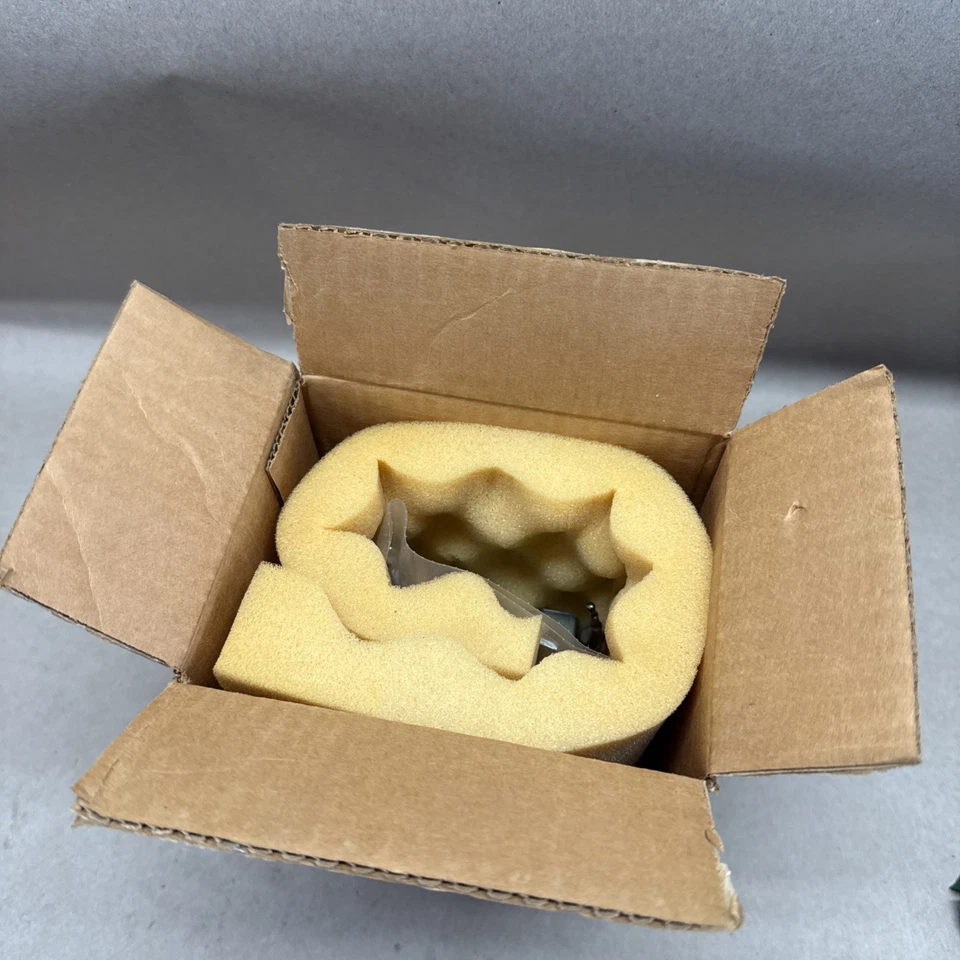 POWERS CONTROLS 188-0031 Pneumatic Temp Transmitter,Direct Acting 40PN39 - Image 3 of 4