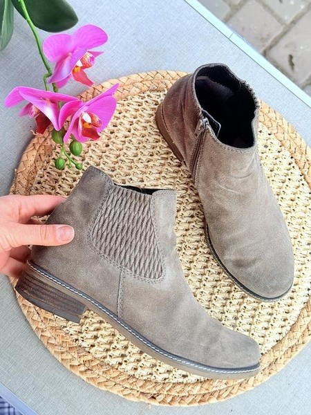 Women Gabor Chelsea Boots Brown Suede 38