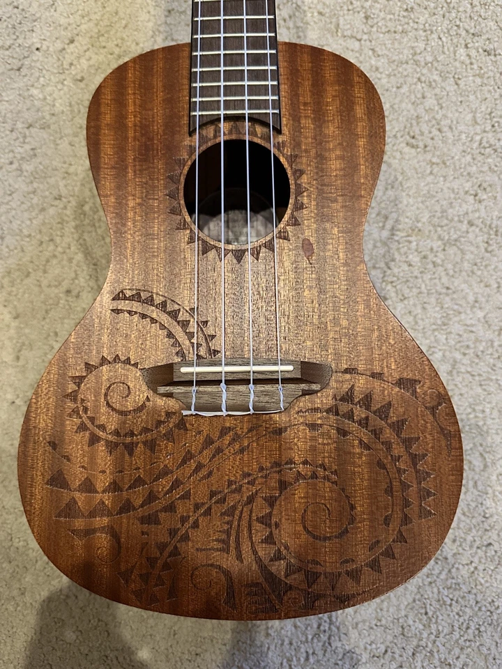 LUNA Tattoo Mahogany acoustic Concert Ukulele w/ Hard Case Gig Bag - Image 2 of 4