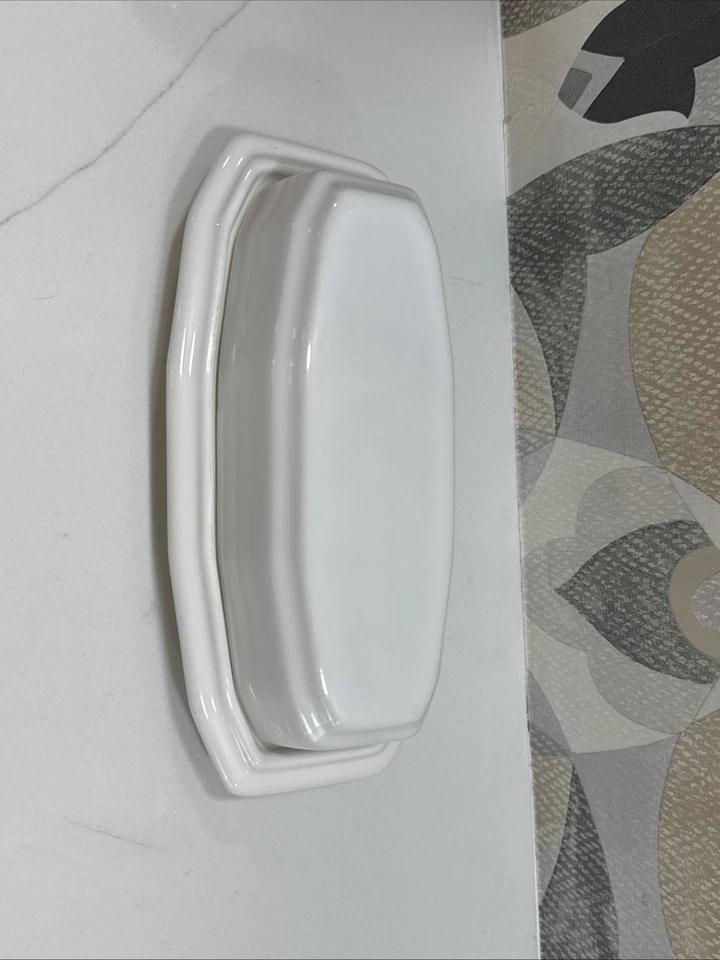 PFALTZGRAFF ~ Heritage White ~ Gres ~ Plato de mantequilla cubierto Foto 2 de 4