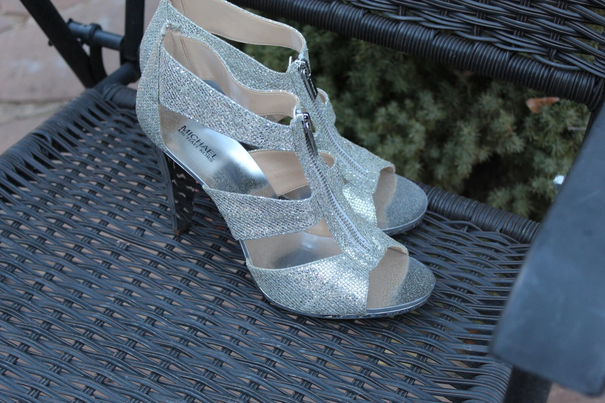 Michael KORS BERKLEY SILVER GOLD GLITTER LOGO ZIPPER SANDAL WEDDING I LOVE SHOES eBay #8 Michael KORS BERKLEY SILVER GOLD GLITTER LOGO ZIPPER SANDAL WEDDING I LOVE SHOES eBay