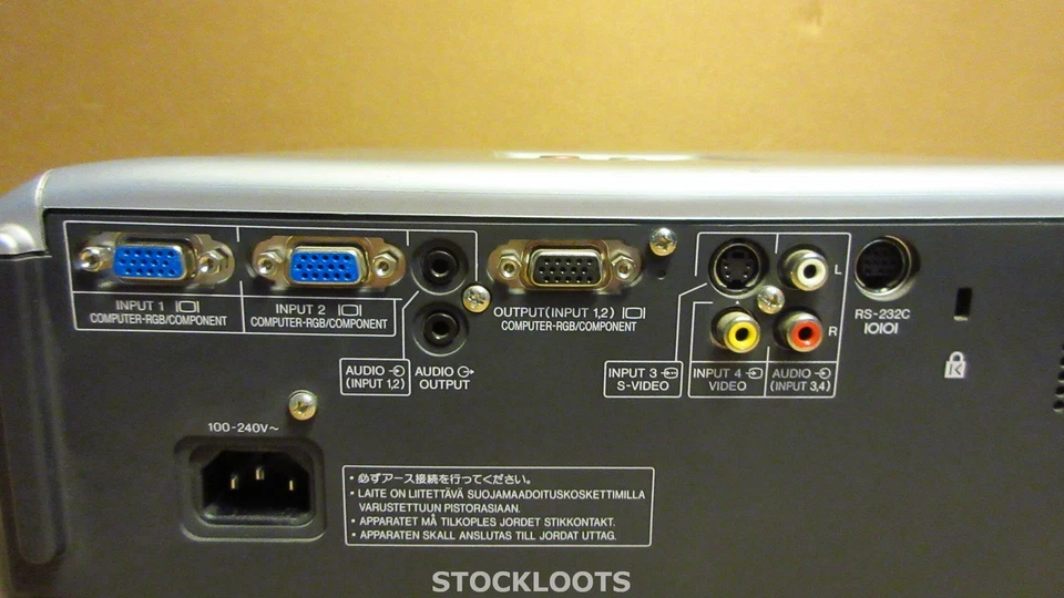 SHARP XR-10S-L Projector Beamer SVGA DLP 2000 LUMENS Excl Remote - 58 HOURS - Bild 2 von 3