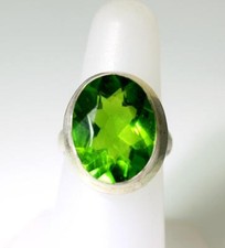 Sterling Silver Faceted Green Glass Ring Size 7 7224