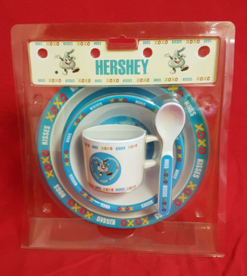 Vintage Hershey Hugs & Kisses Child's Place Setting. Melamine. New in Pkg. RARE