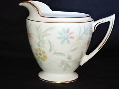 Minton S.678 Vanessa Sahnekännchen Milchkännchen 3 1/2'', perfekter Zustand aus Schrank 