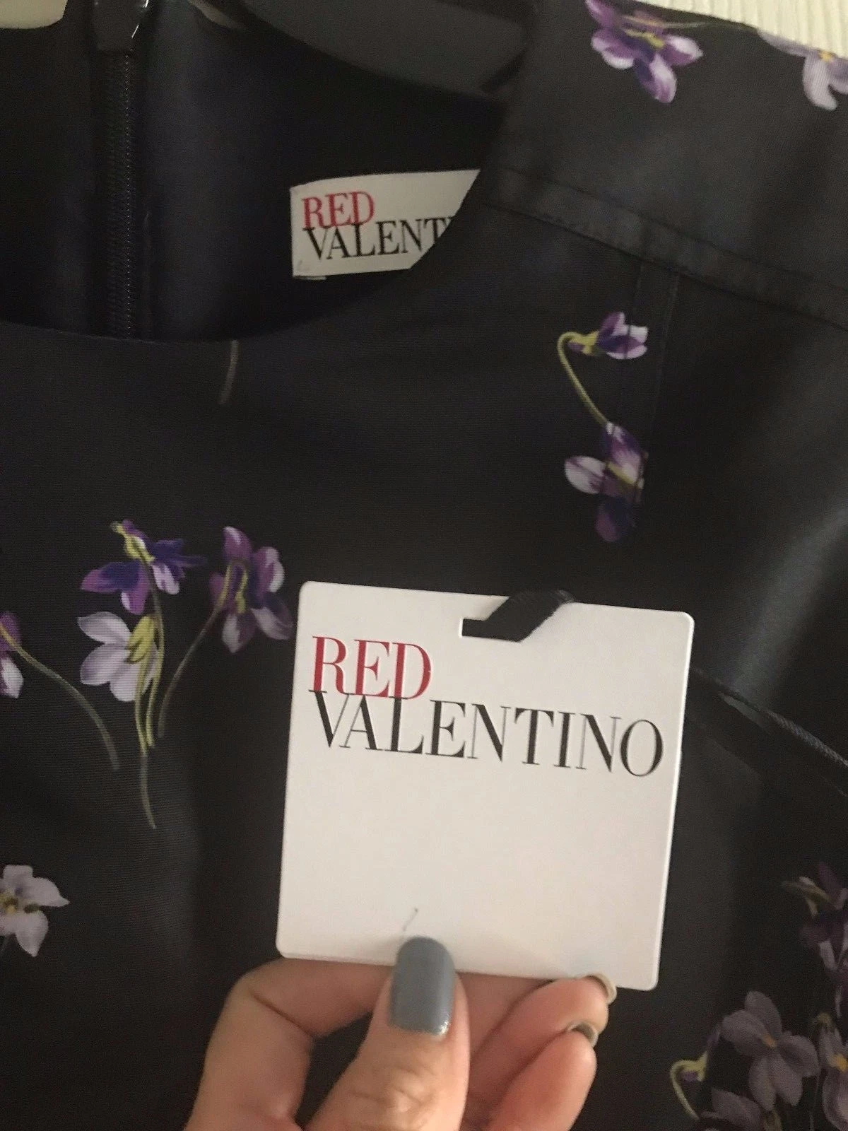 Abito rosso Valentino viola stampa faille nuovo con etichette taglia 38 vendita al dettaglio $750