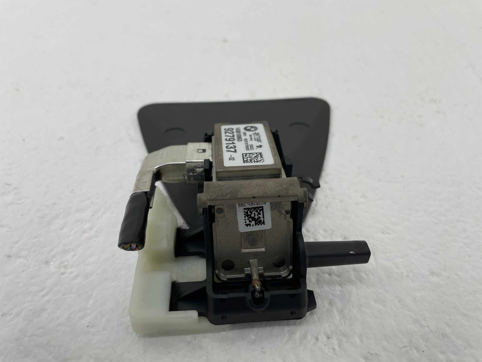 BMW i8 2014-2020 Front Lane keep assist camera