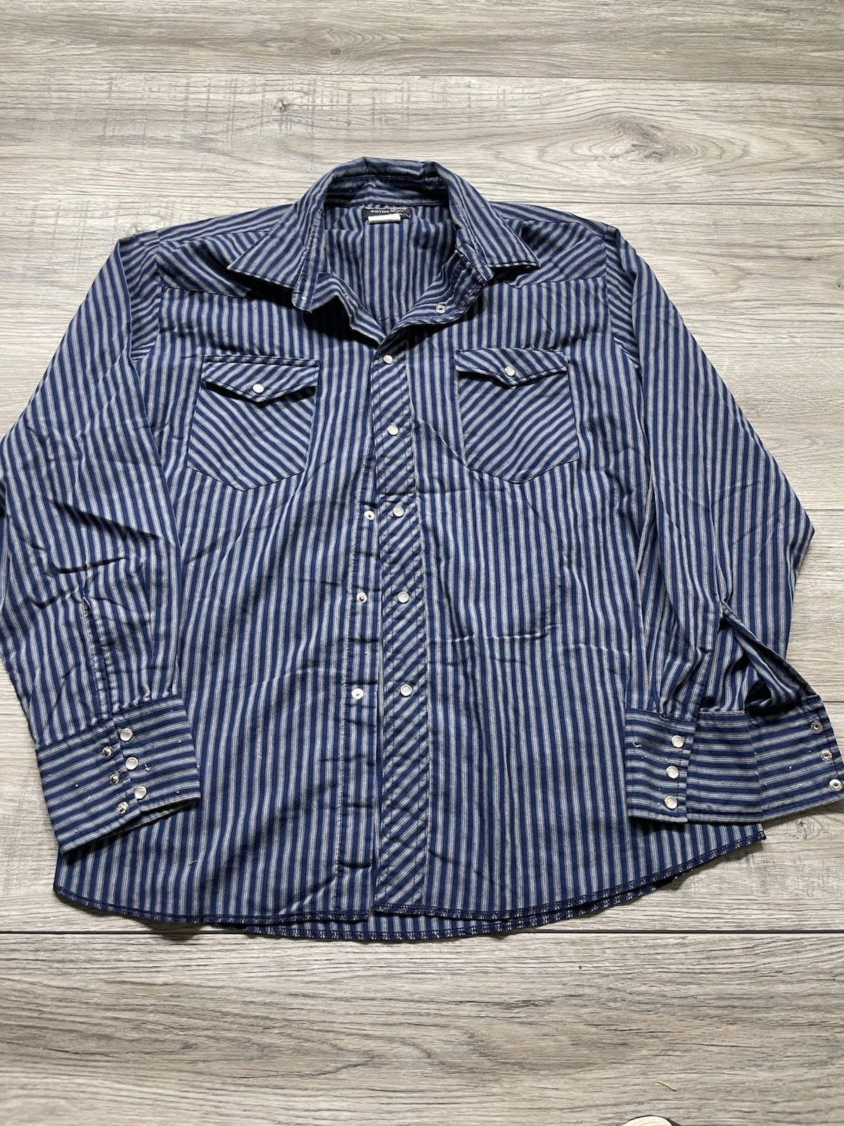 Wrangler Pearl Snap Button Up Shirt Western 1980s Vintage Striped Blue Size L