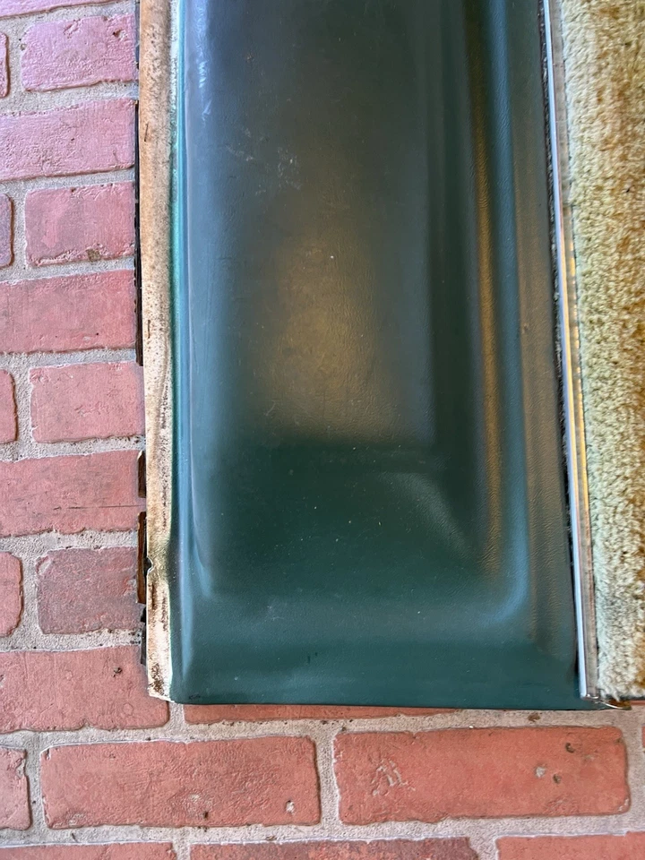 1971 1972 Cadillac Eldorado Convertible GREEN Driver's Door Upper Lower Panel - Image 3 of 4