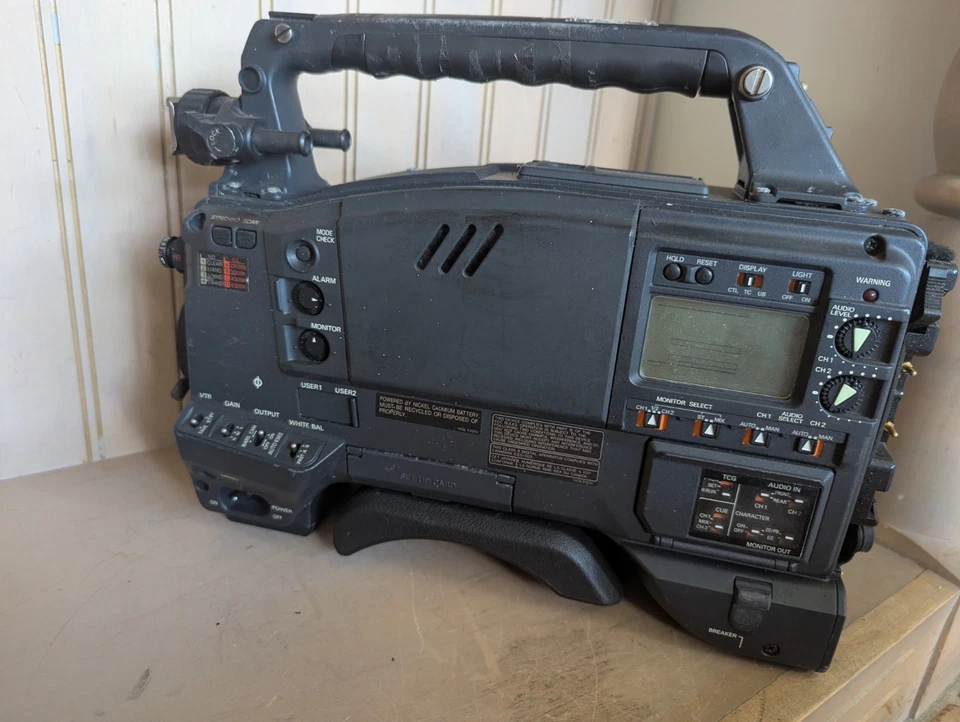 Panasonic AJ-HDC27HP DVCPRO Varicam Professional Video Camera, Body Only, Works - Image 2 of 4