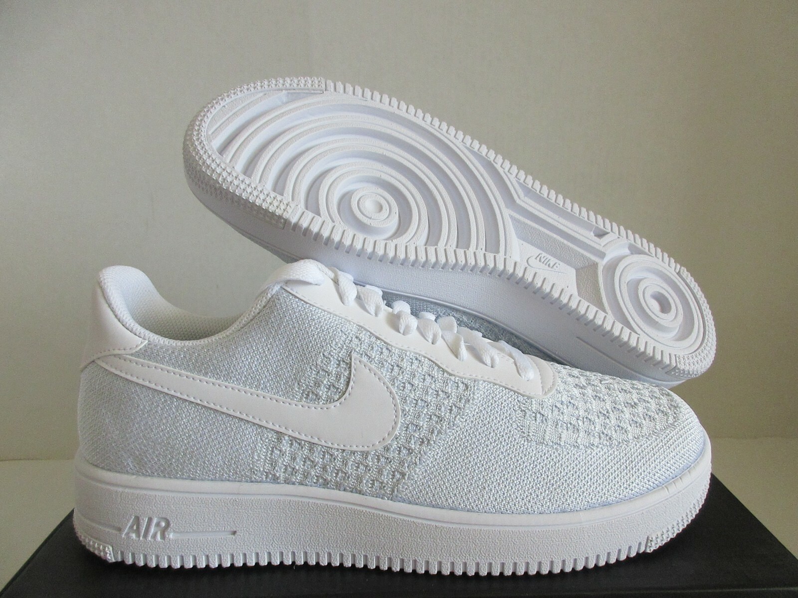 AV3042-001 Nike Air Force 1 FlyKnit 2.0