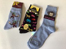 3 PAIRS WOMEN  S NOVELTY CREW SOCKS  JUNGLE ANIMALS  NWL  SZ 9-11  BLUE/BLK