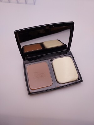DIOR DiorSkin Forever Extreme Control Compact Foundation Makeup 070