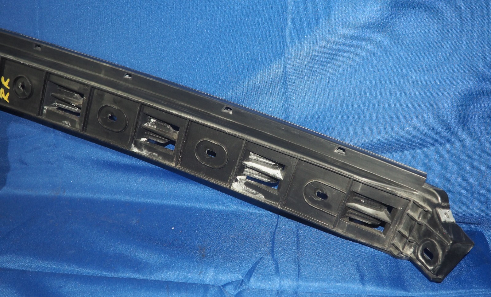 2006-2012 Bentley Flying Spur Rear Right Passenger Side Bumper Bracket Guide OEM