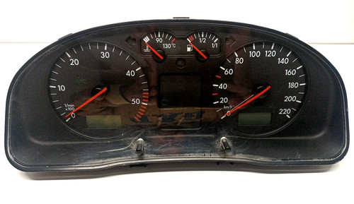 Kombiinstrument VW Passat B5 3B Tachometer  VDO 110.208.793/023 Diesel 380919861