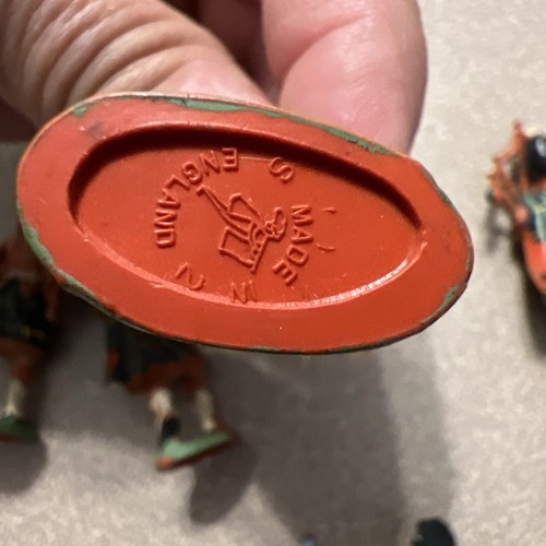 Vintage Herald toy plastic 1950s Band War made in England and other figures - Picture 14 of 14