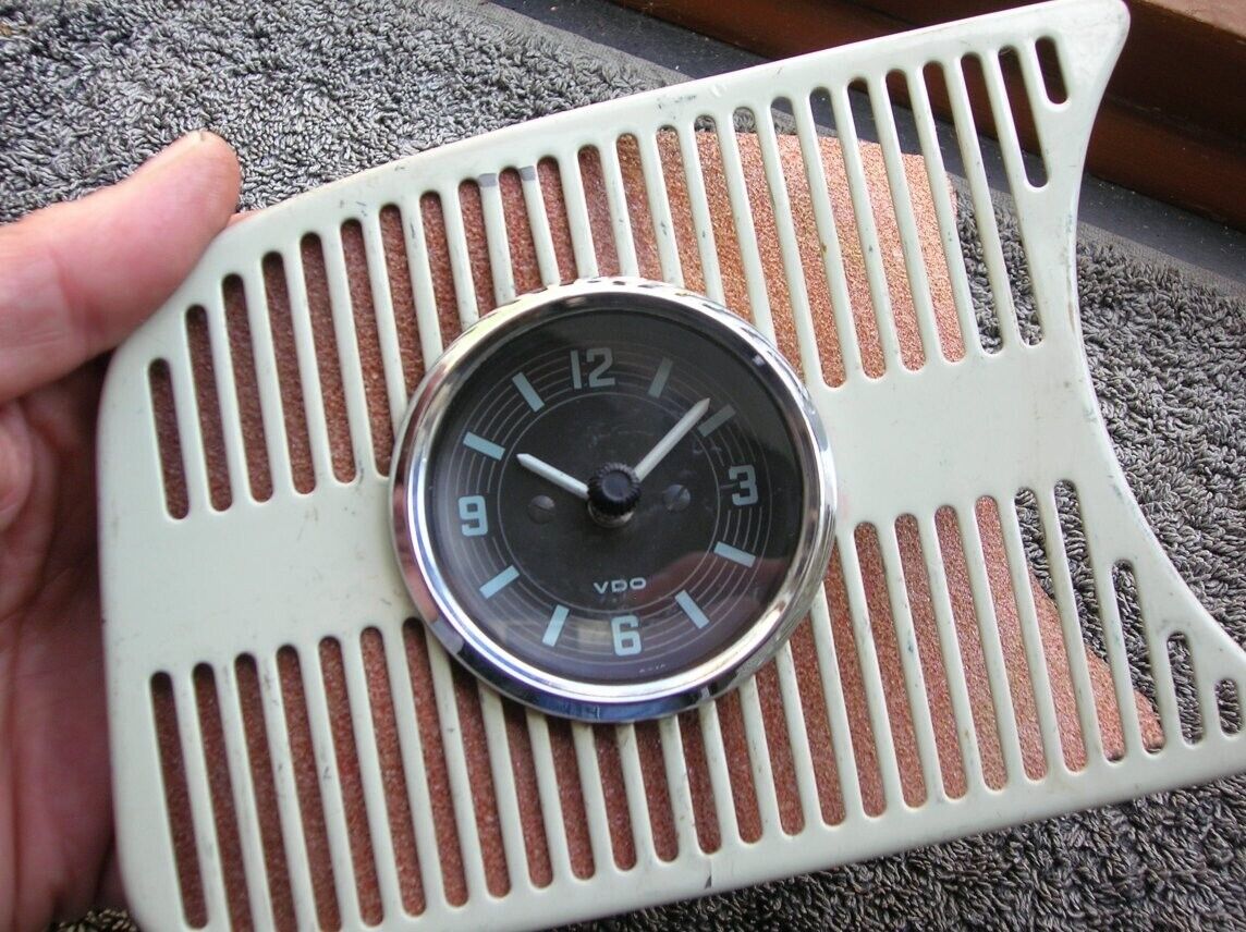 6V VOLKSWAGEN CLOCK VW KIENZLE VDO BUG BEETLE COX GRILL 6V VOLKSWAGEN CLOCK VW KIENZLE VDO BUG BEETLE COX GRILL