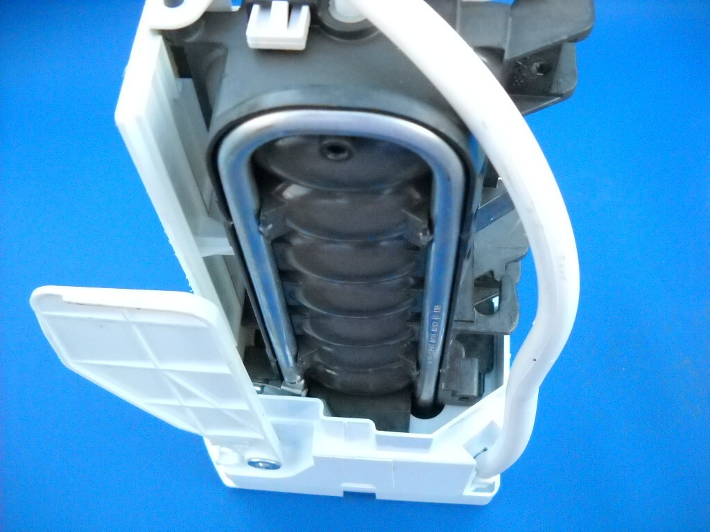 NEW OEM Icemaker GENUINE GE model WR30X30719 / CAN 06-001 