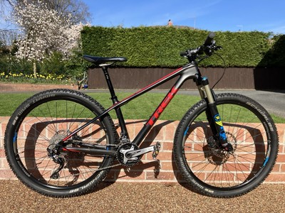 Trek Superfly Carbon Mountain Bike UK