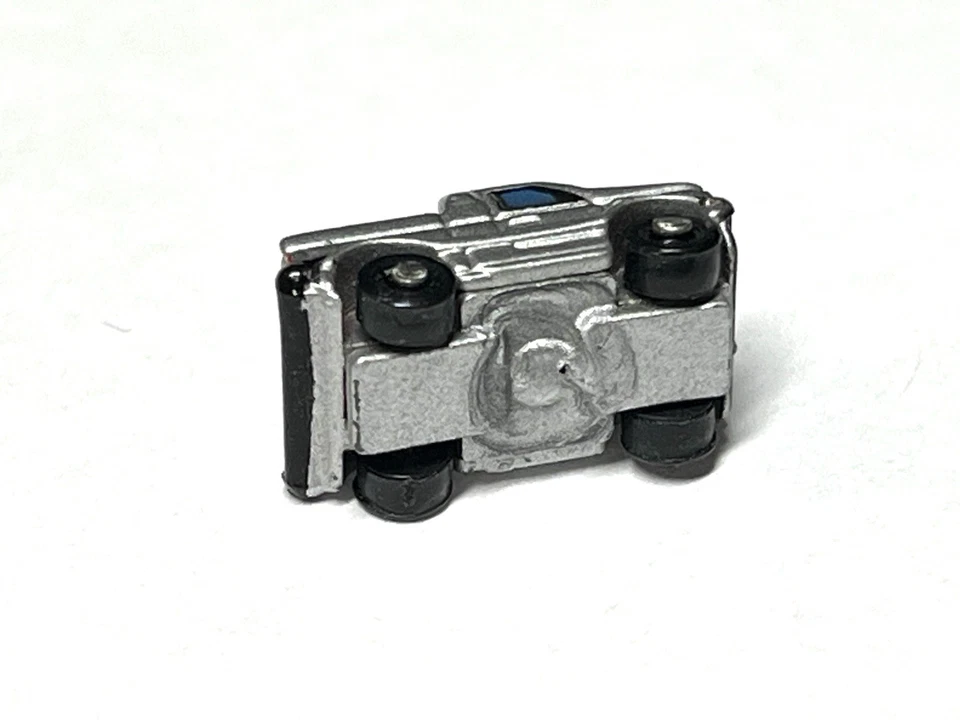 Galoob Micro Machines Datsun Pickup Truck Insiders Ultrasmall Mini - Image 3 of 3