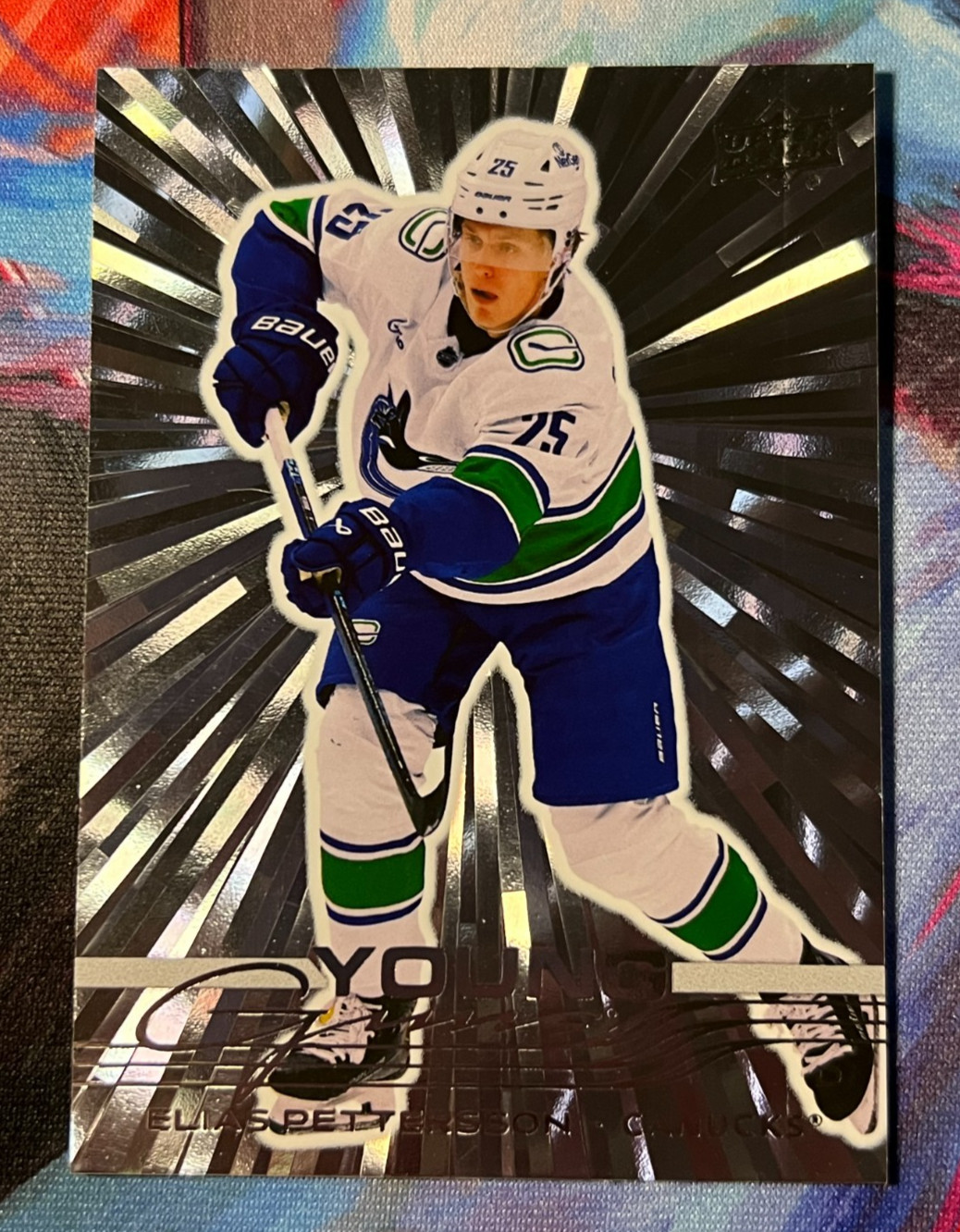 2025-26 Upper Deck Series 1 Young Guns Outburst Silver #223 Elias Pettersson RC