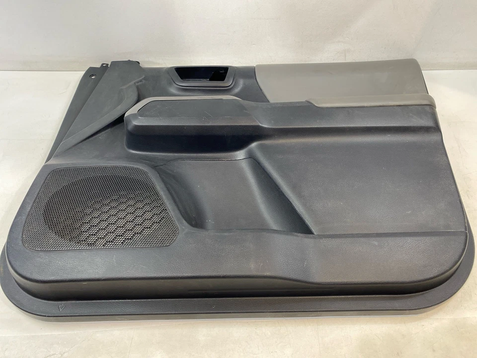 Se adapta a Toyota Tacoma 2019-2023 panel de moldura de puerta de pasajero delantero derecho gris OEM Foto 2 de 4