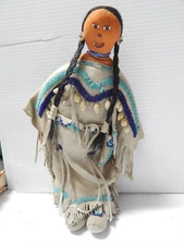 ANTIQUE LARGE 23 1/2" t COMANCHE INDIAN BEADED FEMALE DOLL - TRAIL DUSTER MOCS