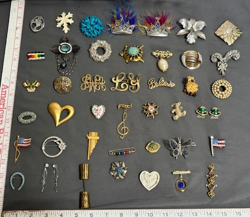 Lot 48 vintage BROOCH PIN jewelry costume designer LENOX Celebrity Czecho TURTLE