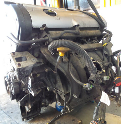 Peugeot 206 CC 2.0 16V 100kW Ez.05 Motor Ottomotor Benzinmotor EW10/D RFN