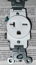 Leviton Single Receptacle Outlet 5821-W 20 Amp 250 Volt Side Wire White SPEC GR