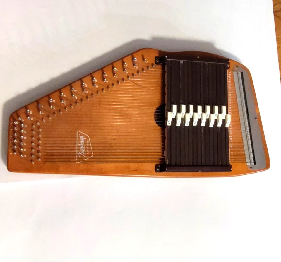 Vintage Oscar Schmidt Autoharp chromaharp w/ Soft Shell Case – 36-String – WORKS - Image 4 of 4