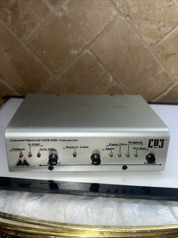 M-AUDIO MIDIMAN Coaxial/Optical/AES/EBU Converter CO3