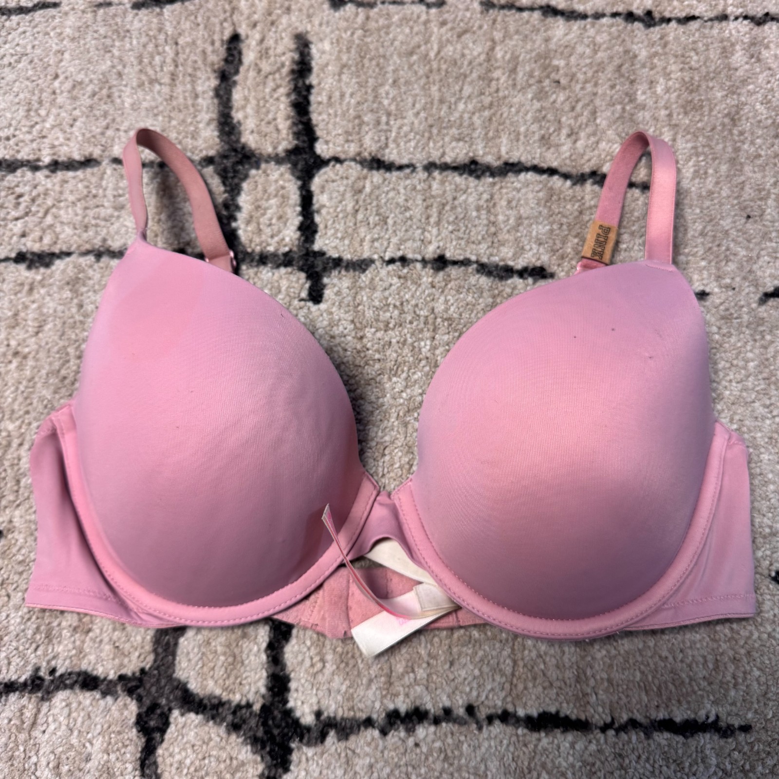 Victoria's Secret PINk Wear Everywhere Push Up Comfort Bra Women's Sz 34D Pink
