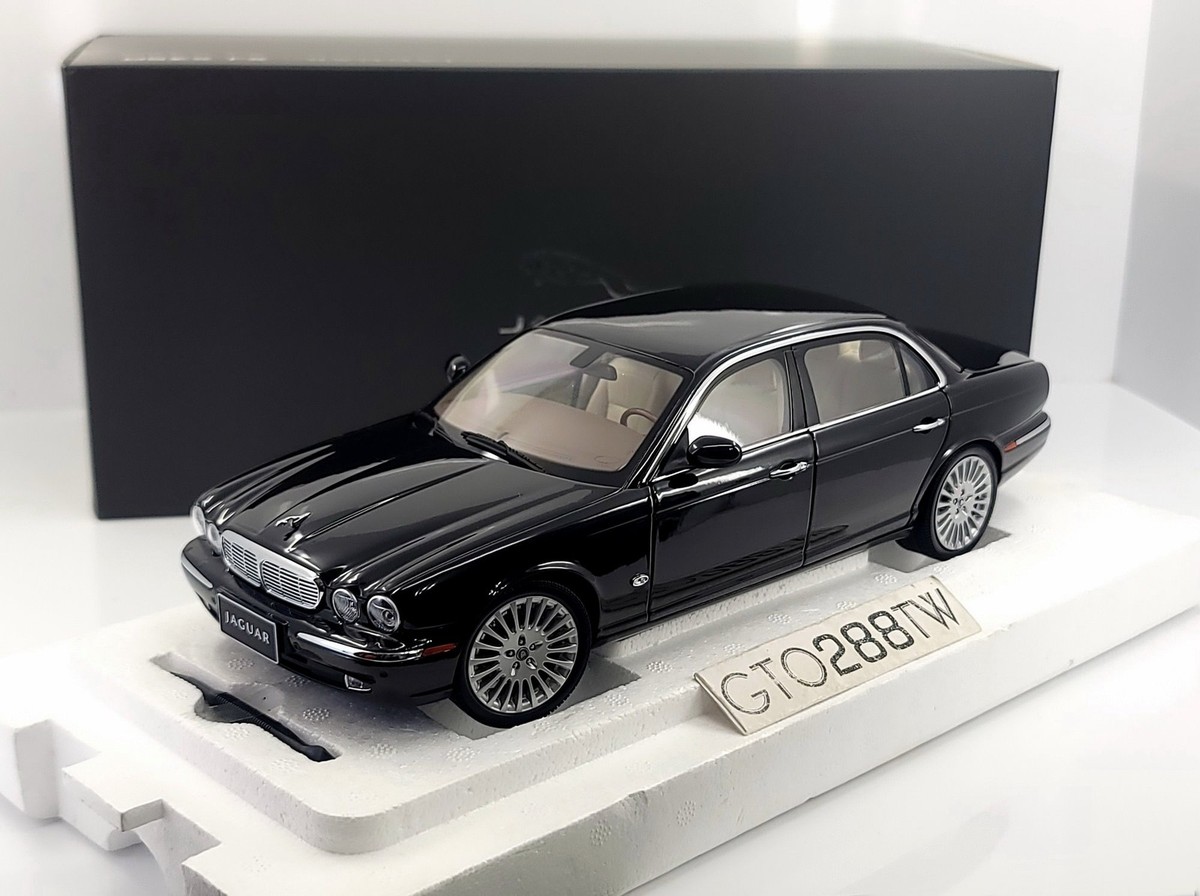 【新品】全開閉 Almost Real 1/18 ジャガー XJ40 XJ6 黒 Almost Real Jaguar Daimler XJ6 (XJ40) Black 1/18 Diecast Car