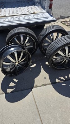 22 Inch Rims 5 Lug Off A Ford Flex. 3 Have Good Tires On Them. | eBay