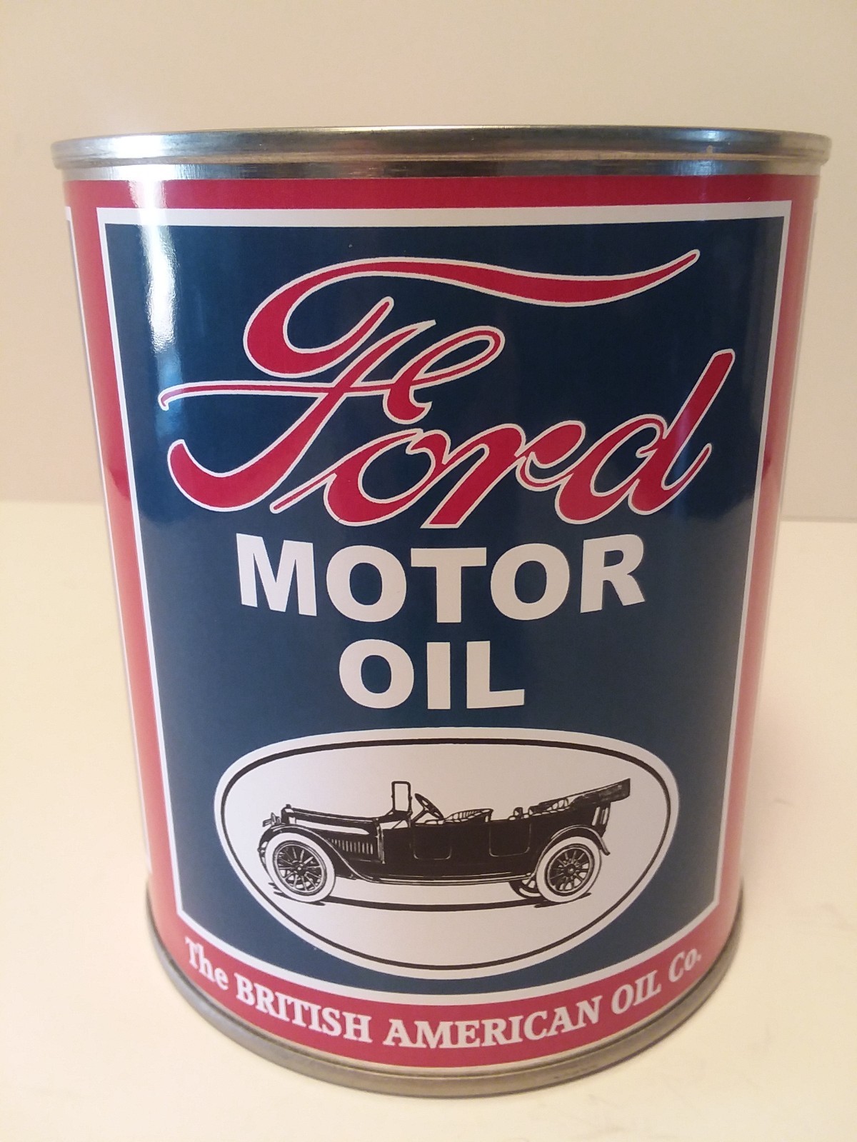 Antique FORD Motor Co. Vintage Oil Can 1 qt. ( Re-pop Collectible )