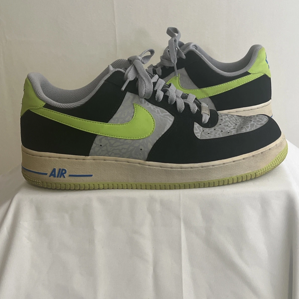 Nike Air Force 1 Low Reflect Silver Volt for Sale | Authenticity