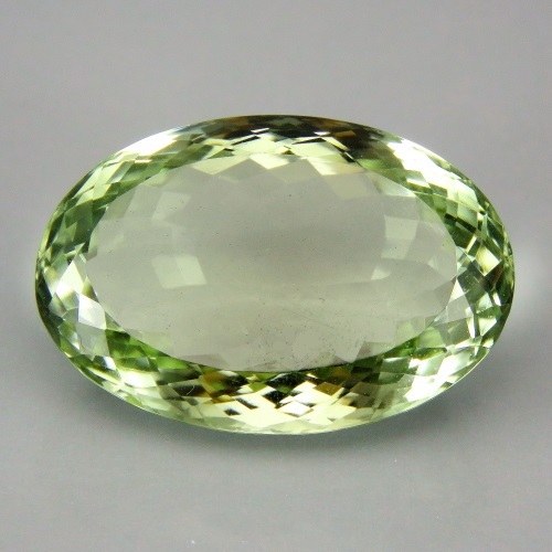 12,03 Ct Améthyste Naturelle Du Brésil - Taille Ovale VS1 - Traitée Thermiquement