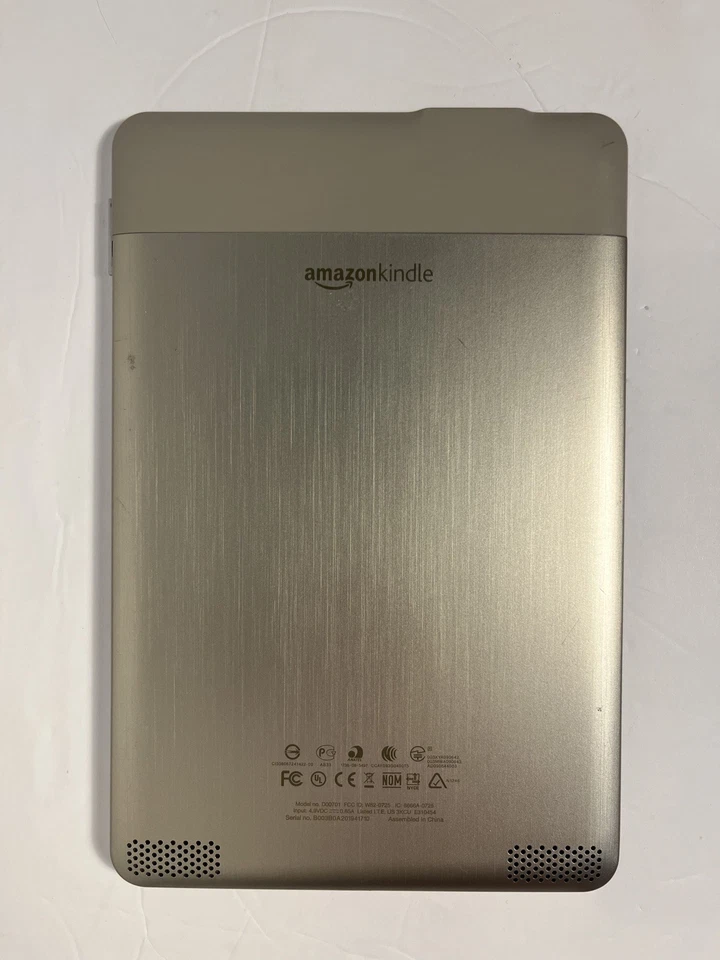 Amazon Kindle Keyboard 2nd Gen D00701 2GB 6 in - For Parts or Repair Only - Image 3 of 3