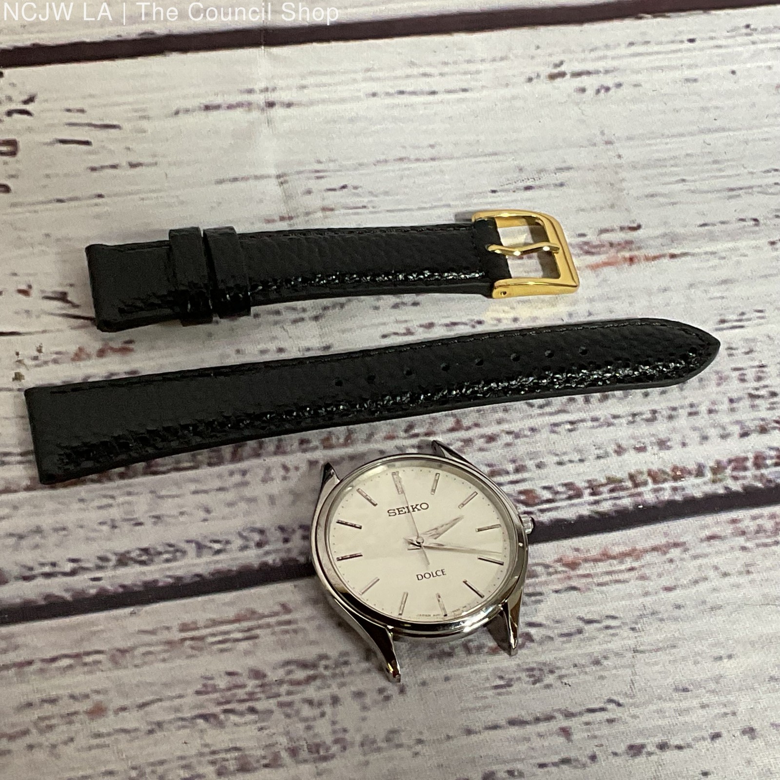 Dolce SEIKO Black Band WORKS!!! Gold Men's 8J41-0AJ1 Watch- Tone Quartz - vintagewatches.pk