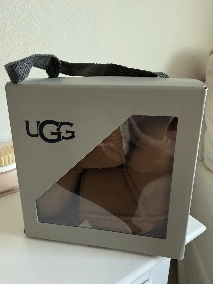 UGG Castaño 2-3 Bebé Infante Unisex Bebé Clásico Moda Bota Foto 3 de 4