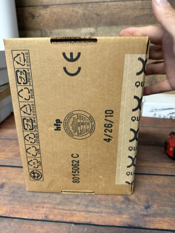 QLogic QLE2460-DELL-SP PCIe 4Gb FC HBA PX2511101-53G New Sealed Box - Image 3 of 4