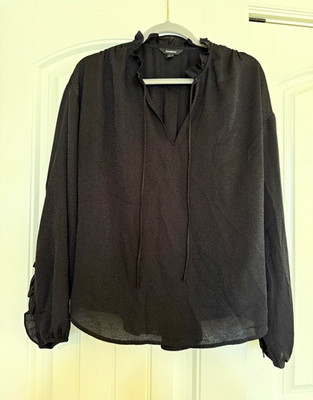 Express Women s M Black Solid Sheer Chiffon Ruffle V-Neck Long Sleeve Blouse