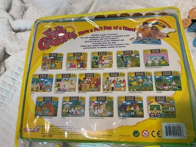 Create a Scene Felt Board Set 5 Boards and 98 Figures to Make Many Stories Used