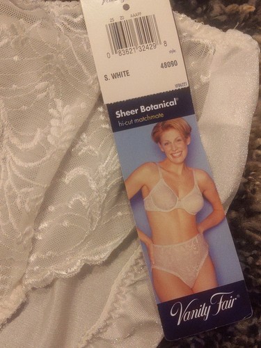 NWT VINTAGE VANITY FAIR SHEER BOTANICAL PANTIES NYLON LARGE - Picture 2 of 4