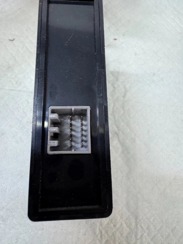 Módulo de monitor de presión de neumáticos Suzuki Forenza 2008 96 870 339 OEM Foto 4 de 4