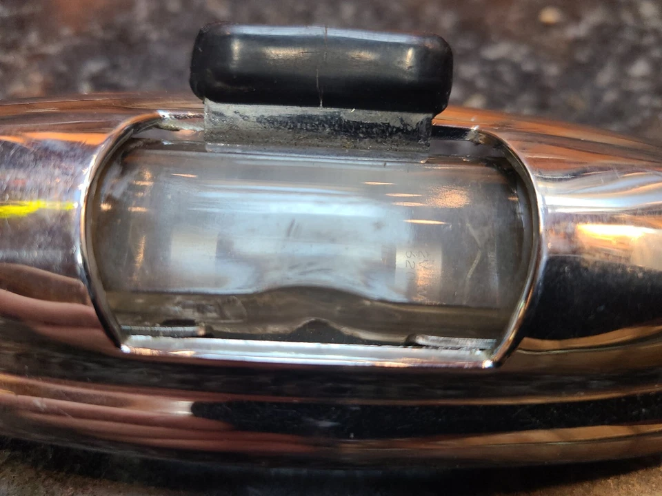 Лампа подсветки салона Mercedes 190SL 101868200152 от оригинального производителя рабочая  - Изображение 2 из 4